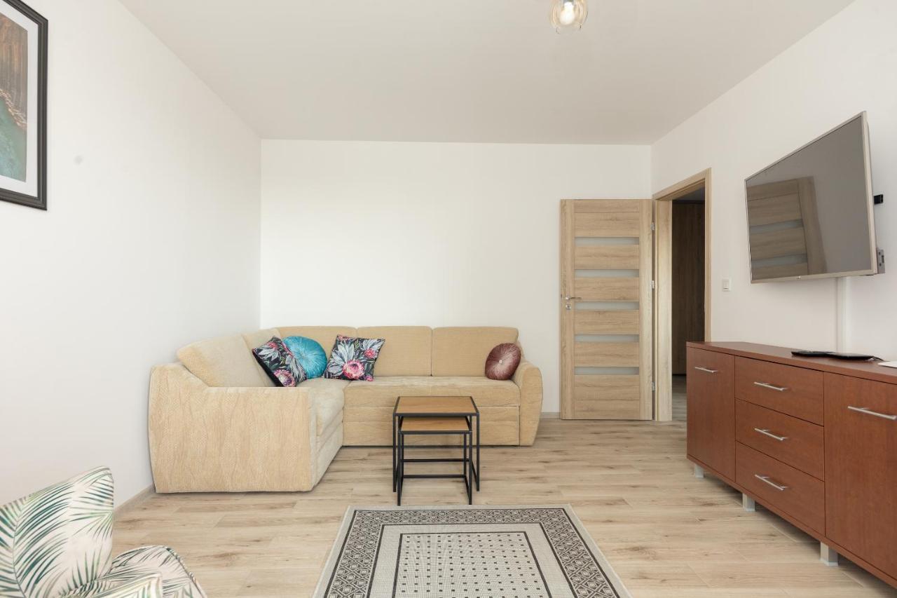Metro Targowek Homely Apartment ワルシャワ エクステリア 写真
